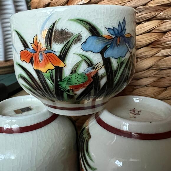 Iris & Bird Sake/Tea Cups: Set of 4 - Picture 7 of 8